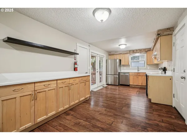 $799,900 | 5017 Southeast 45th Avenue, Portland, OR 97206