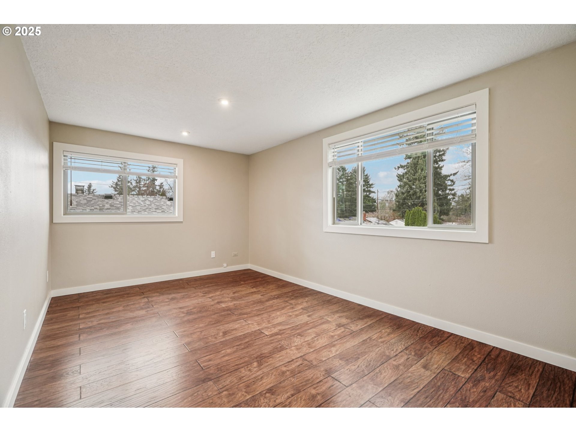 5017 Southeast 45th Avenue Portland, OR 97206 - Photo 25 of 41