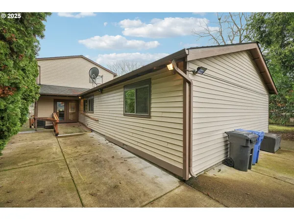 $799,900 | 5017 Southeast 45th Avenue, Portland, OR 97206