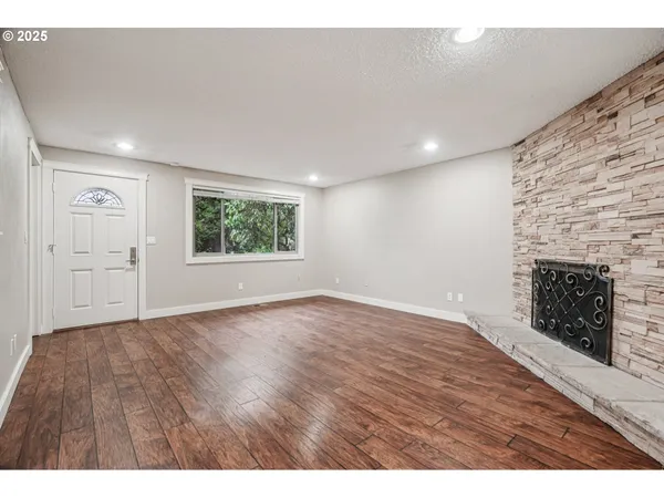 $799,900 | 5017 Southeast 45th Avenue, Portland, OR 97206