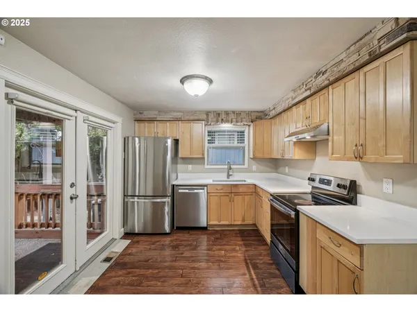 $799,900 | 5017 Southeast 45th Avenue, Portland, OR 97206