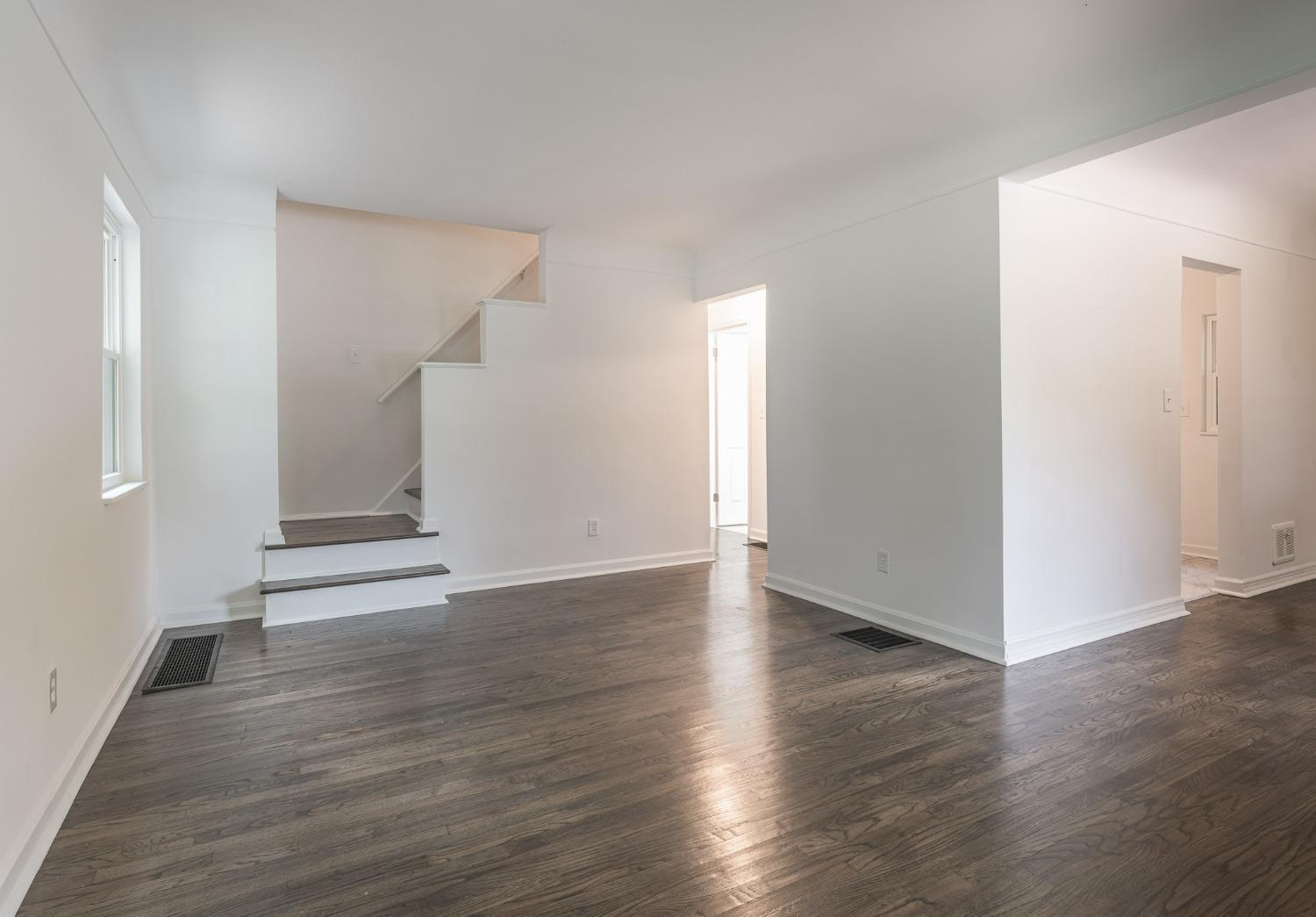 5008 Rapid Run Road Cincinnati, OH 45238 - Photo 12 of 32