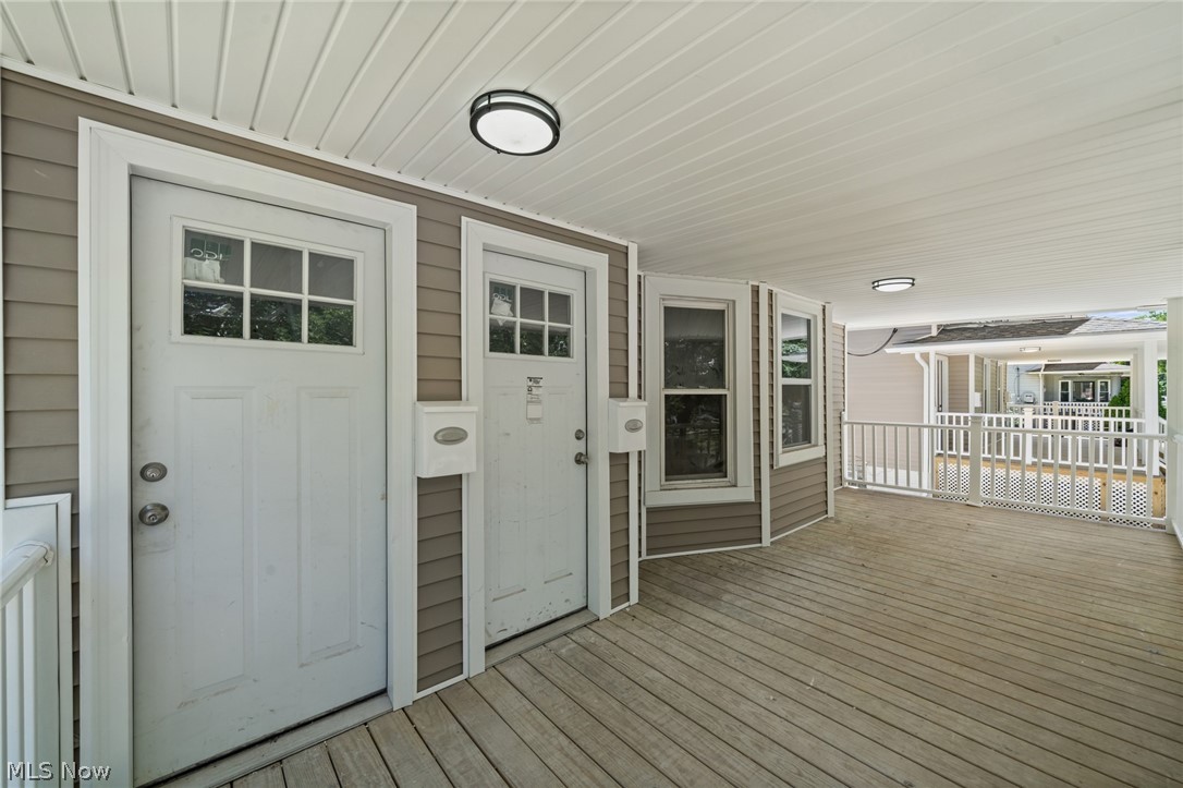 3925 Riverside Avenue Cleveland, OH 44109 - Photo 2 of 48