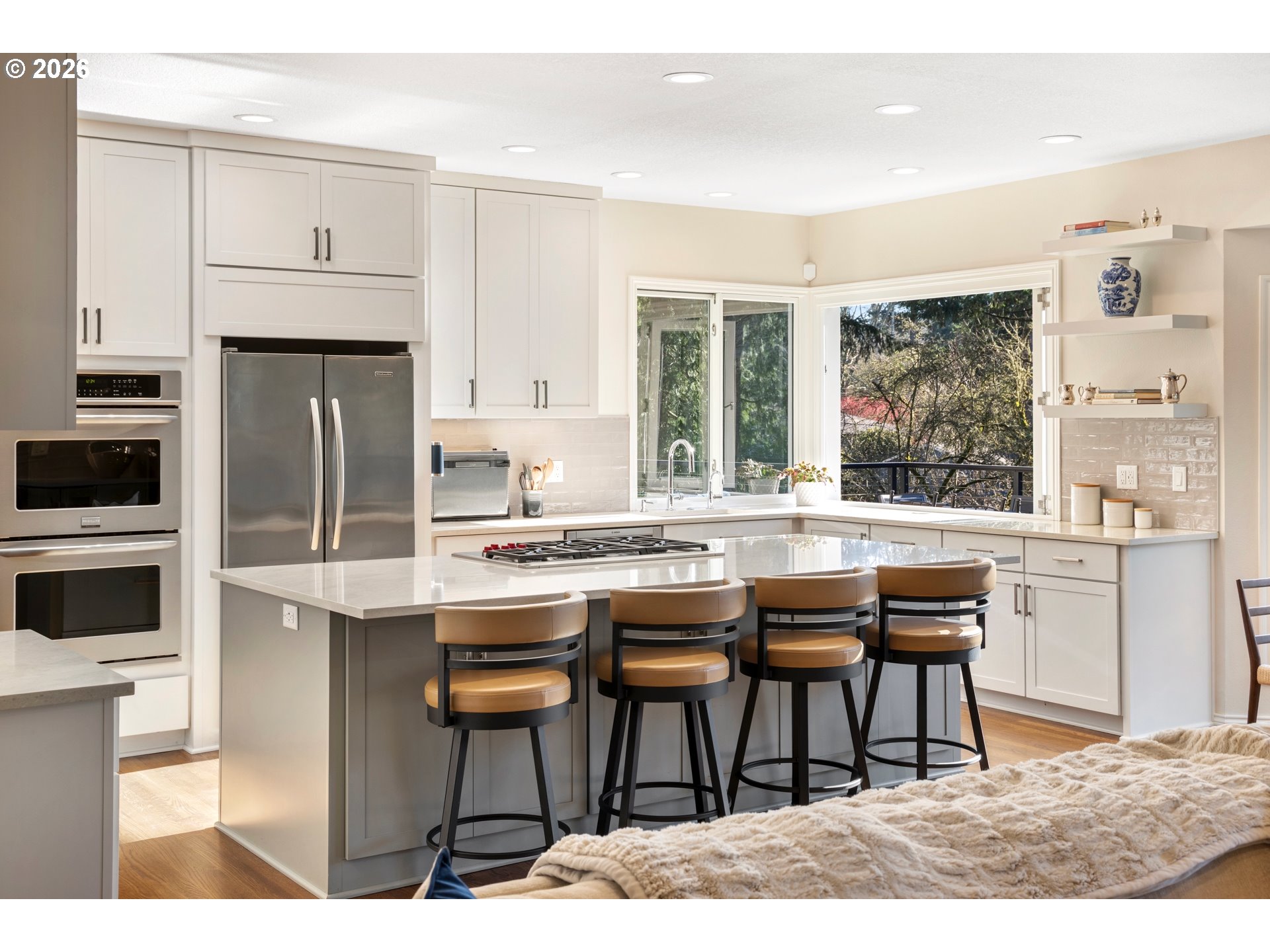 4302 Southwest Terlyn Court Portland, OR 97221 - Photo 12 of 48