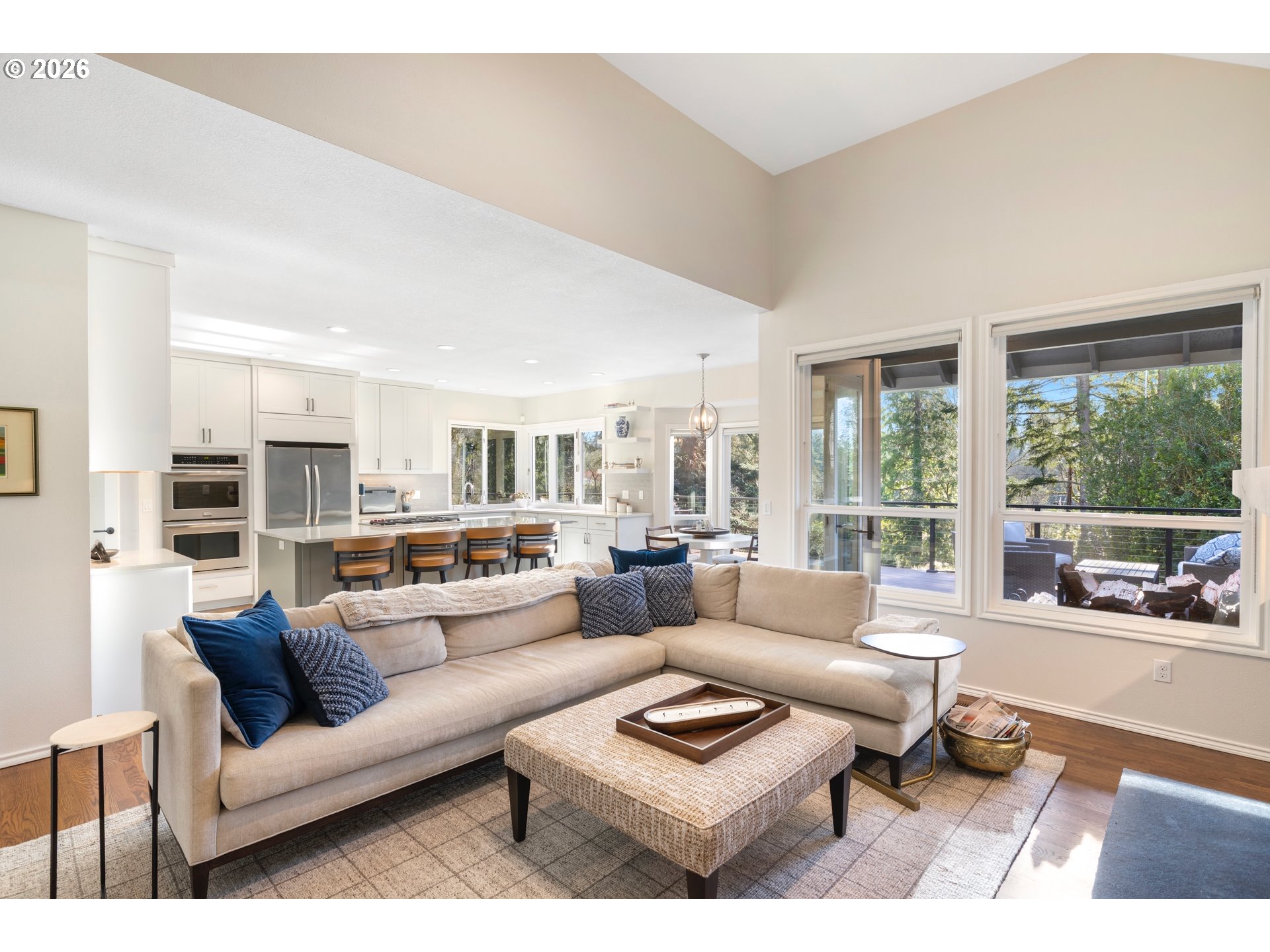 4302 Southwest Terlyn Court Portland, OR 97221 - Photo 16 of 48