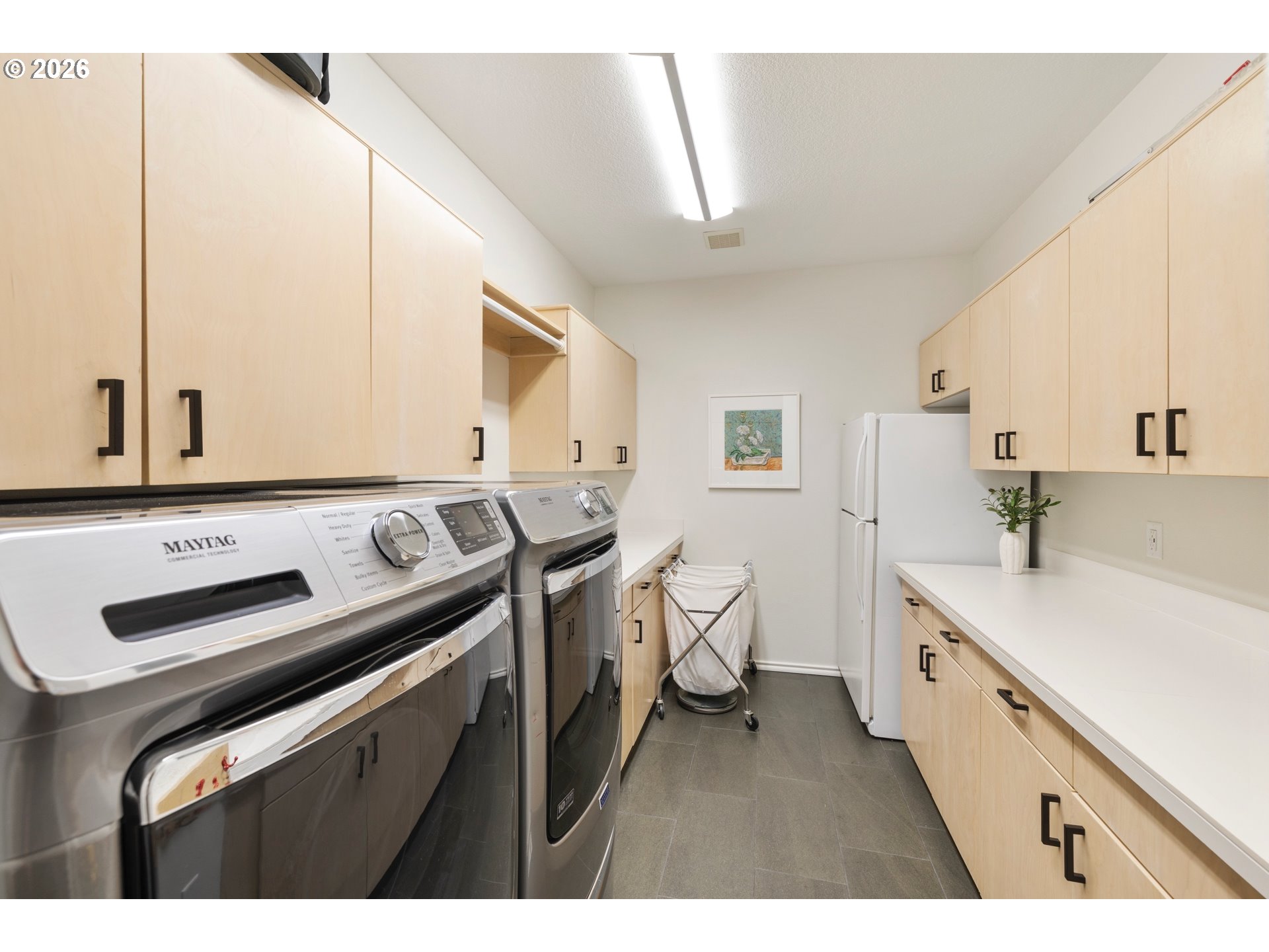 4302 Southwest Terlyn Court Portland, OR 97221 - Photo 38 of 48