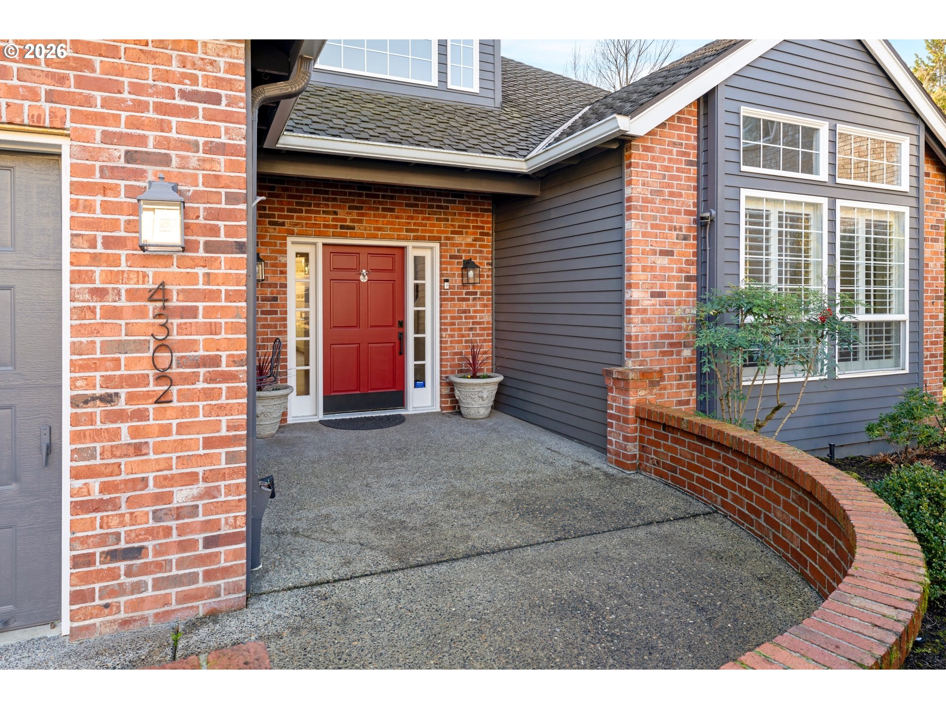 4302 Southwest Terlyn Court Portland, OR 97221 - Photo 4 of 48