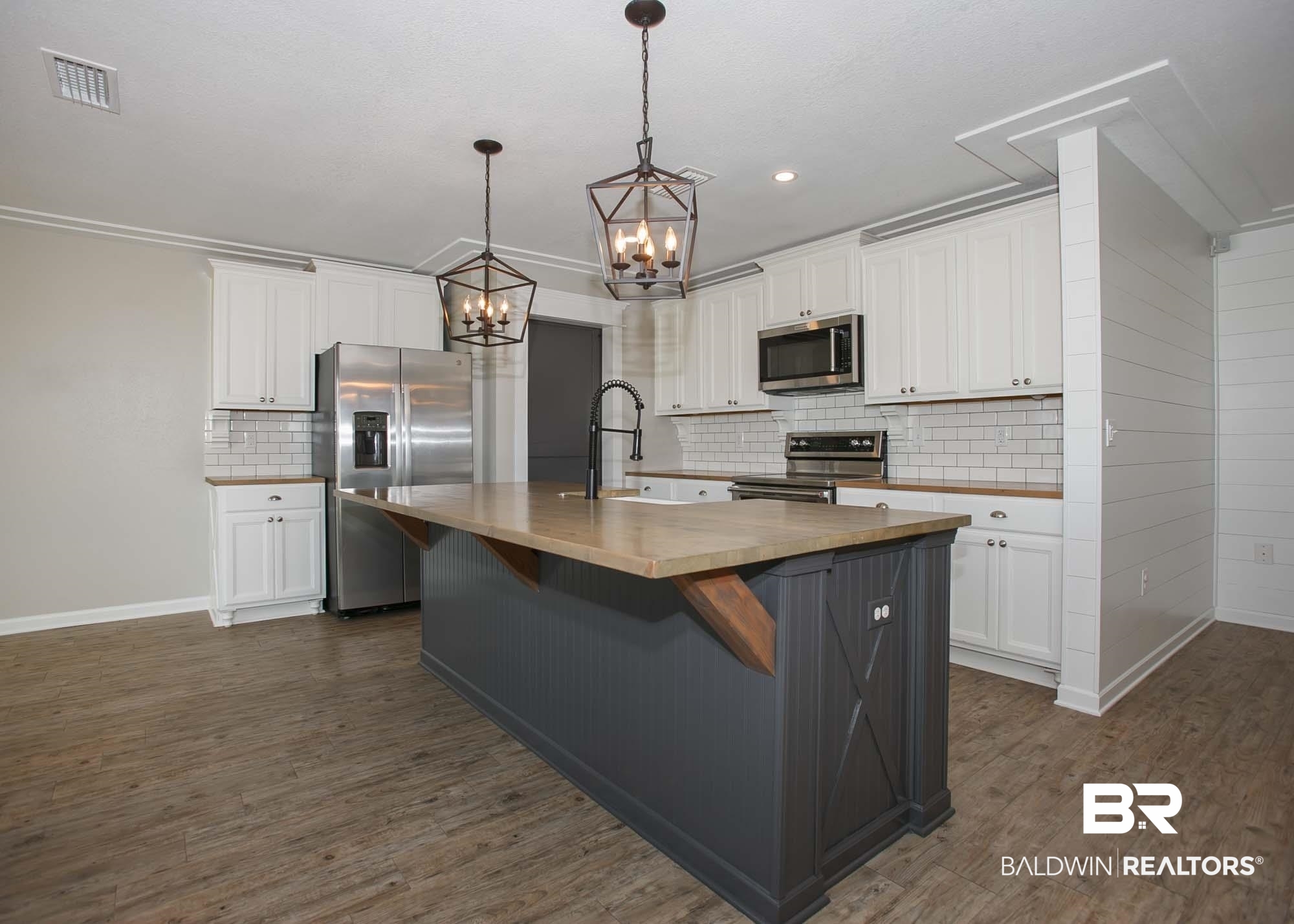 6882 Crimson Ridge Street Gulf Shores, AL 36542 - Photo 6 of 50 Kitchen