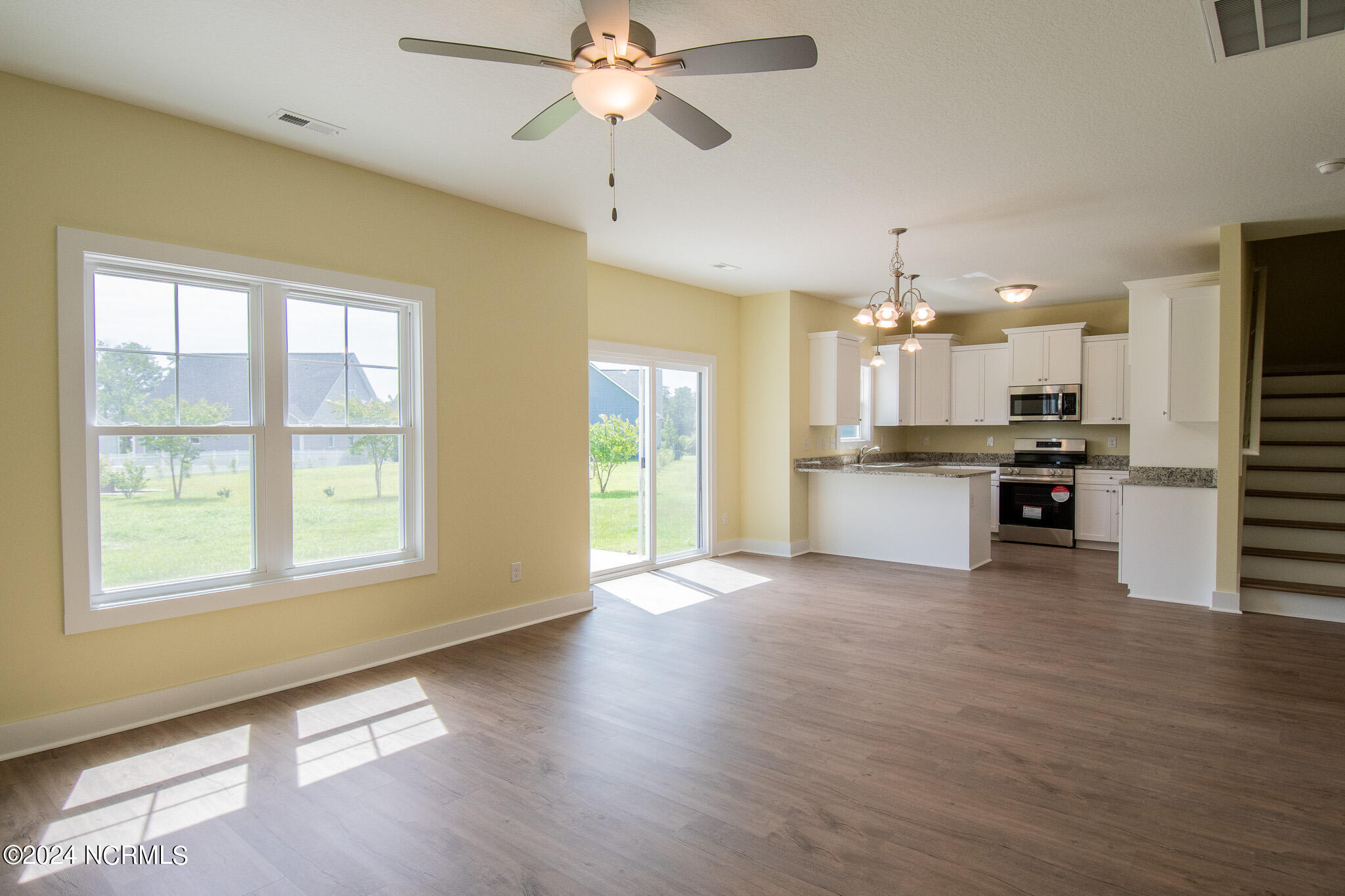 202 Baker Road Hubert, NC 28539 - Photo 9 of 44 12