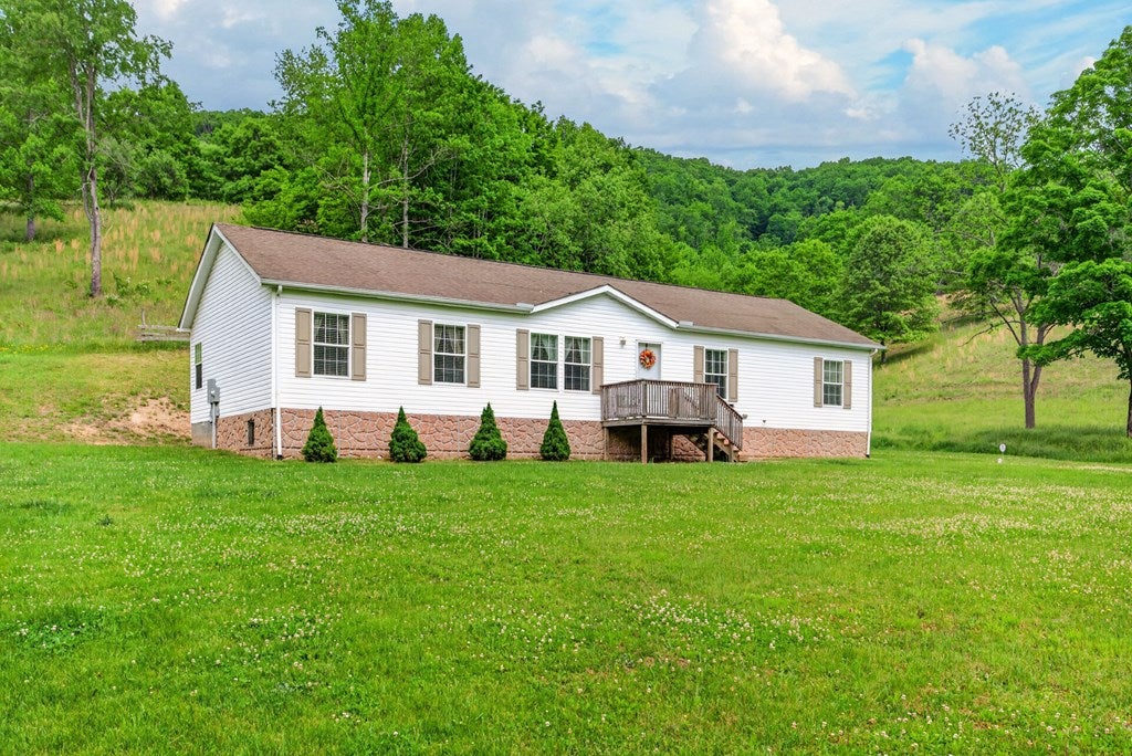 3771 Old Wilderness Road Ceres, VA 24318 - Photo 5 of 83 Gallery Image 5