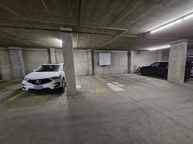 $325,000 | 400 West Ontario Street, Unit 804, Chicago, IL 60654