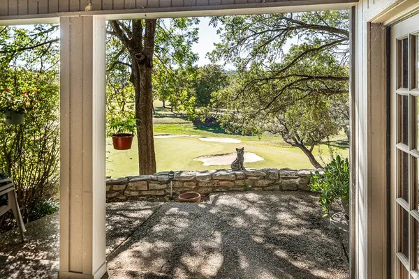 $399,500 | 509 Fairway Drive, Kerrville, TX 78028