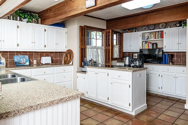 $399,500 | 509 Fairway Drive, Kerrville, TX 78028