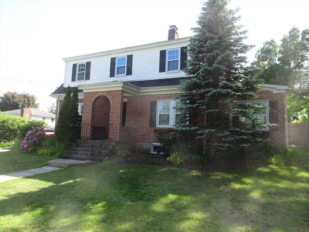 80 Center Street Burlington, MA 01803 - Photo 2 of 27