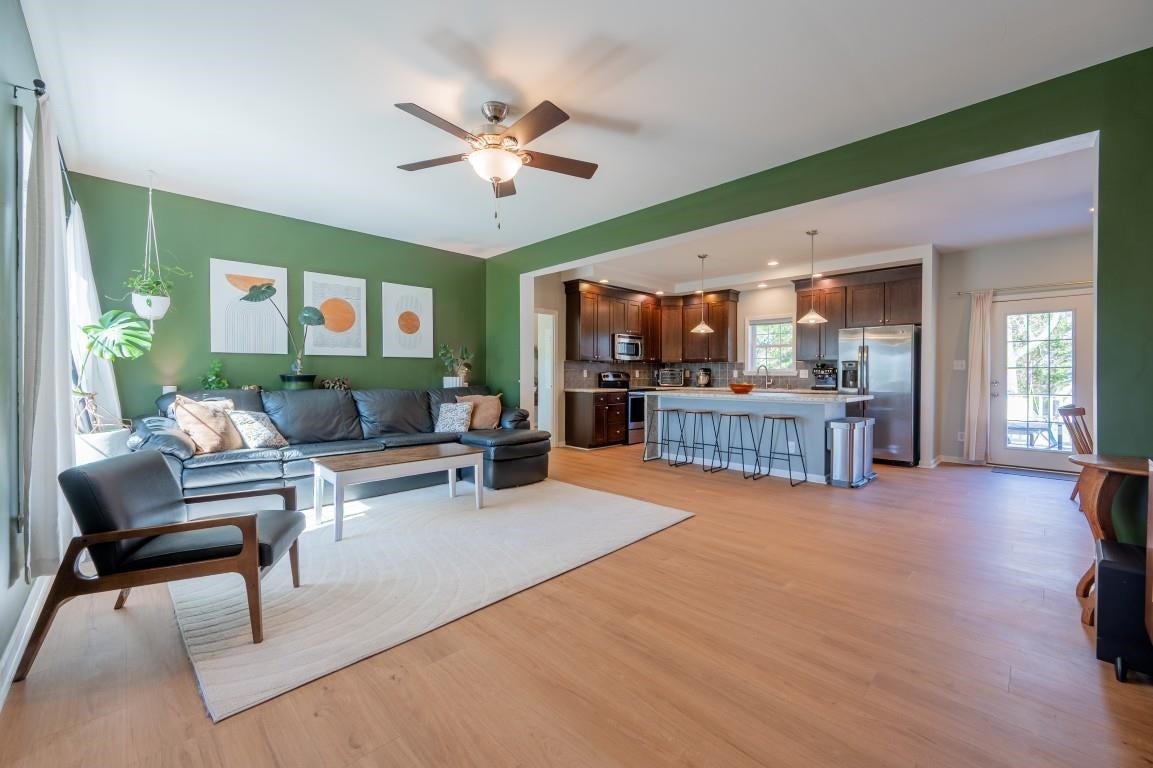 4555 Old Stage Road Radford, VA 24141 - Photo 7 of 60 Gallery Image 7