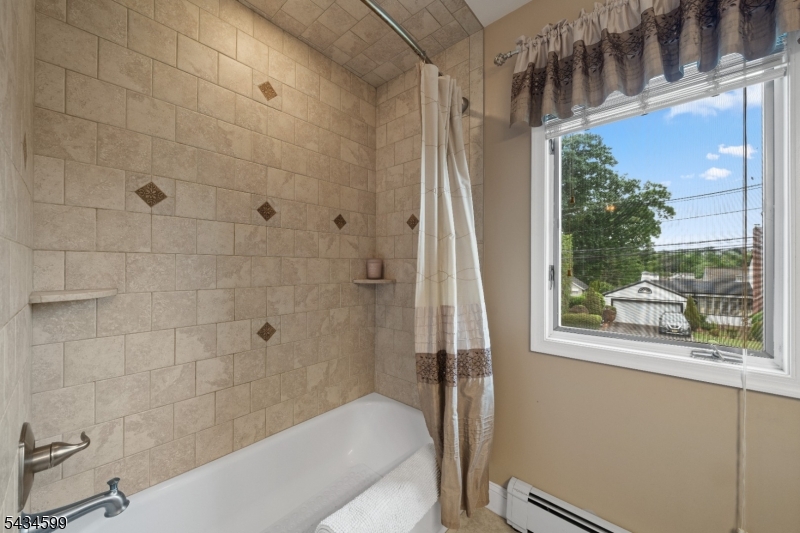 191 Pershing Road Clifton, NJ 07013 - Photo 11 of 25
