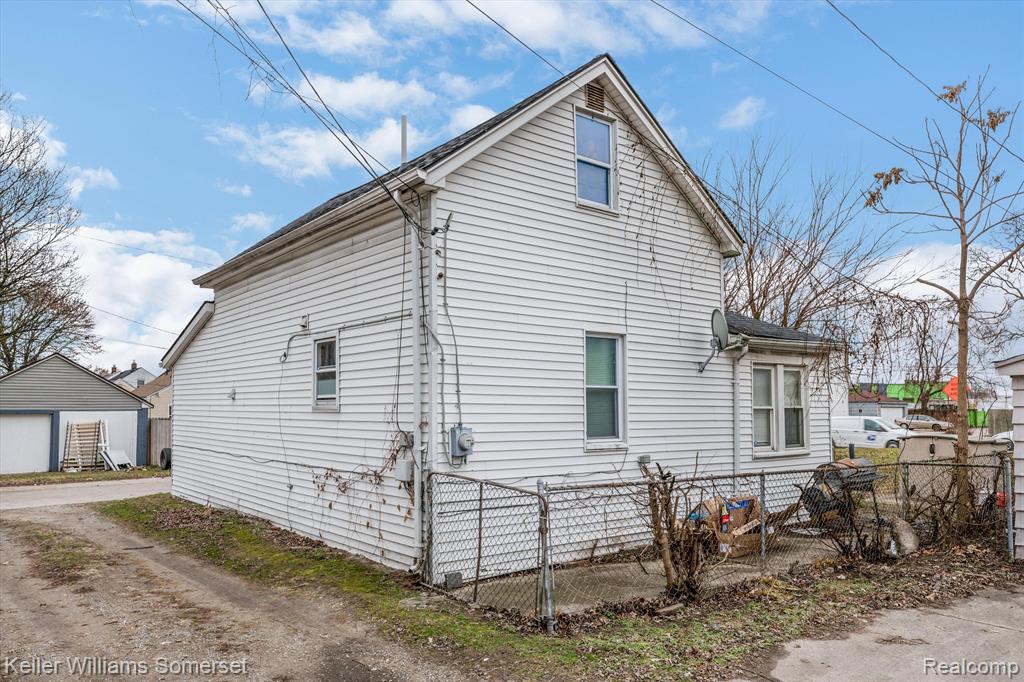8329 Rivard Avenue Warren, MI 48089 - Photo 21 of 21
