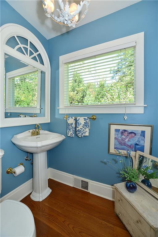 1110 Fox Chapel Road Pittsburgh, PA 15238 - Photo 17 of 25 Gallery Image 17