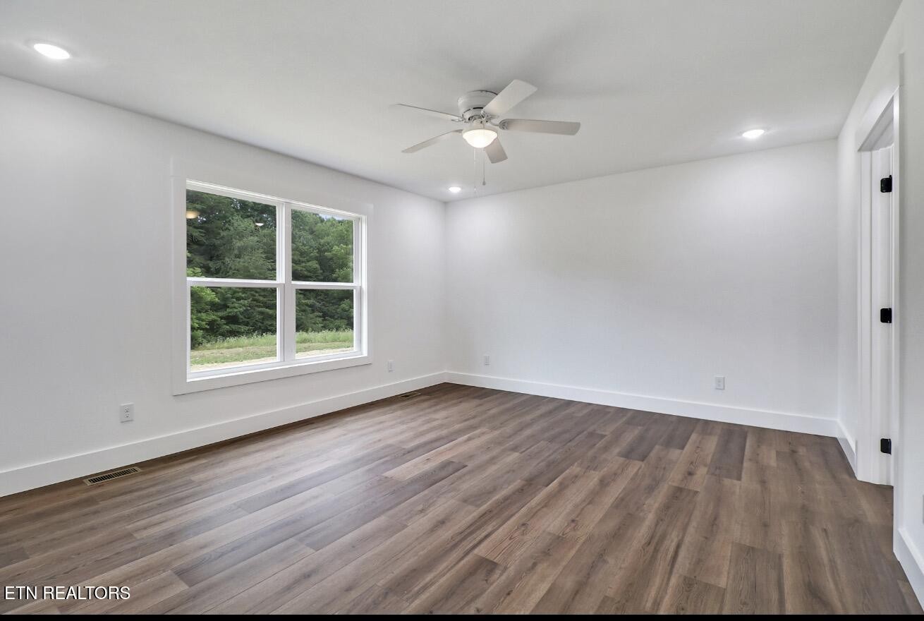 1259 Franklin Loop Clarkrange, TN 38553 - Photo 8 of 23