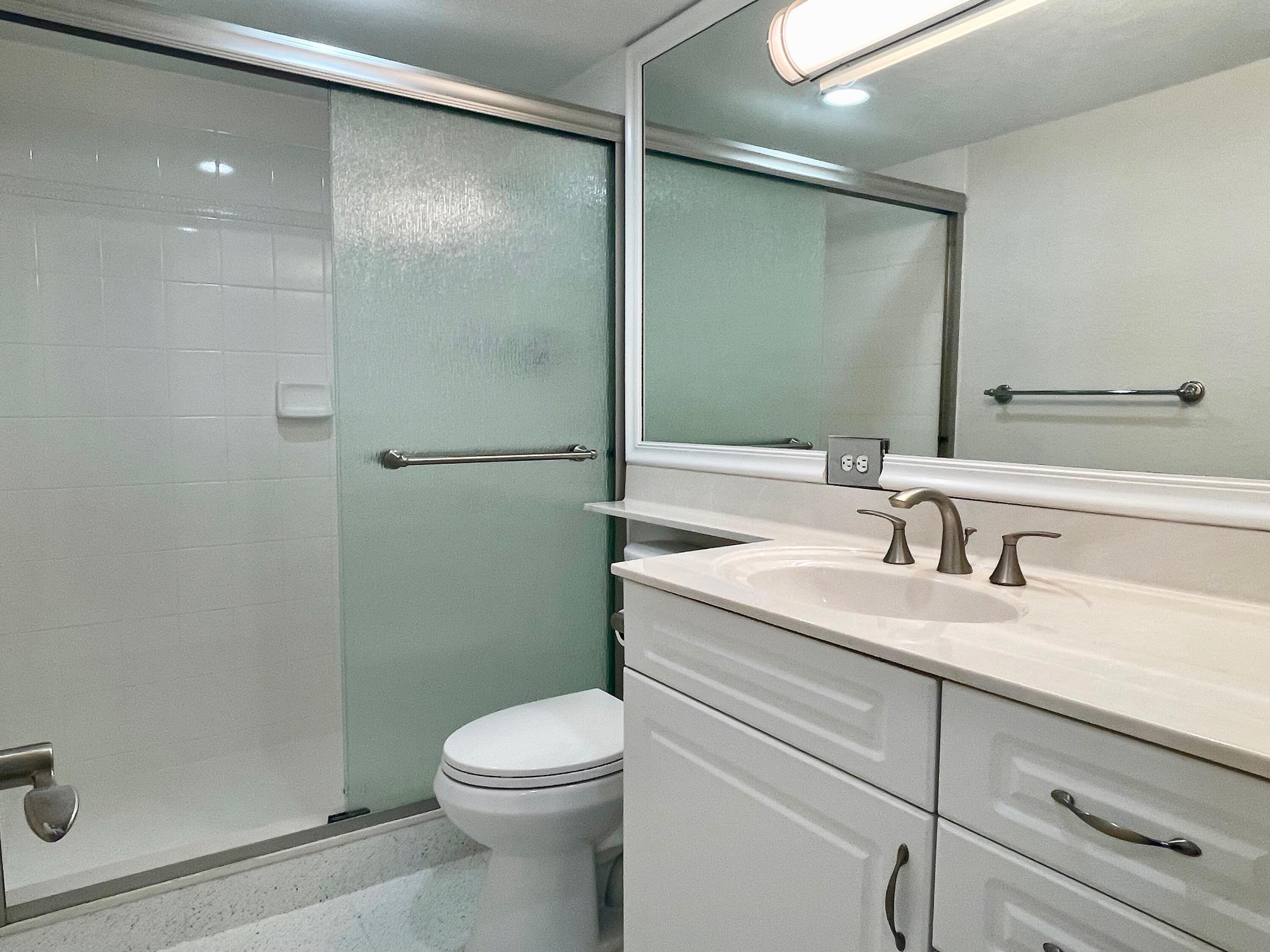 1000 Spanish River Road, Unit 2N Boca Raton, FL 33432 - Photo 36 of 58 IMG_2493