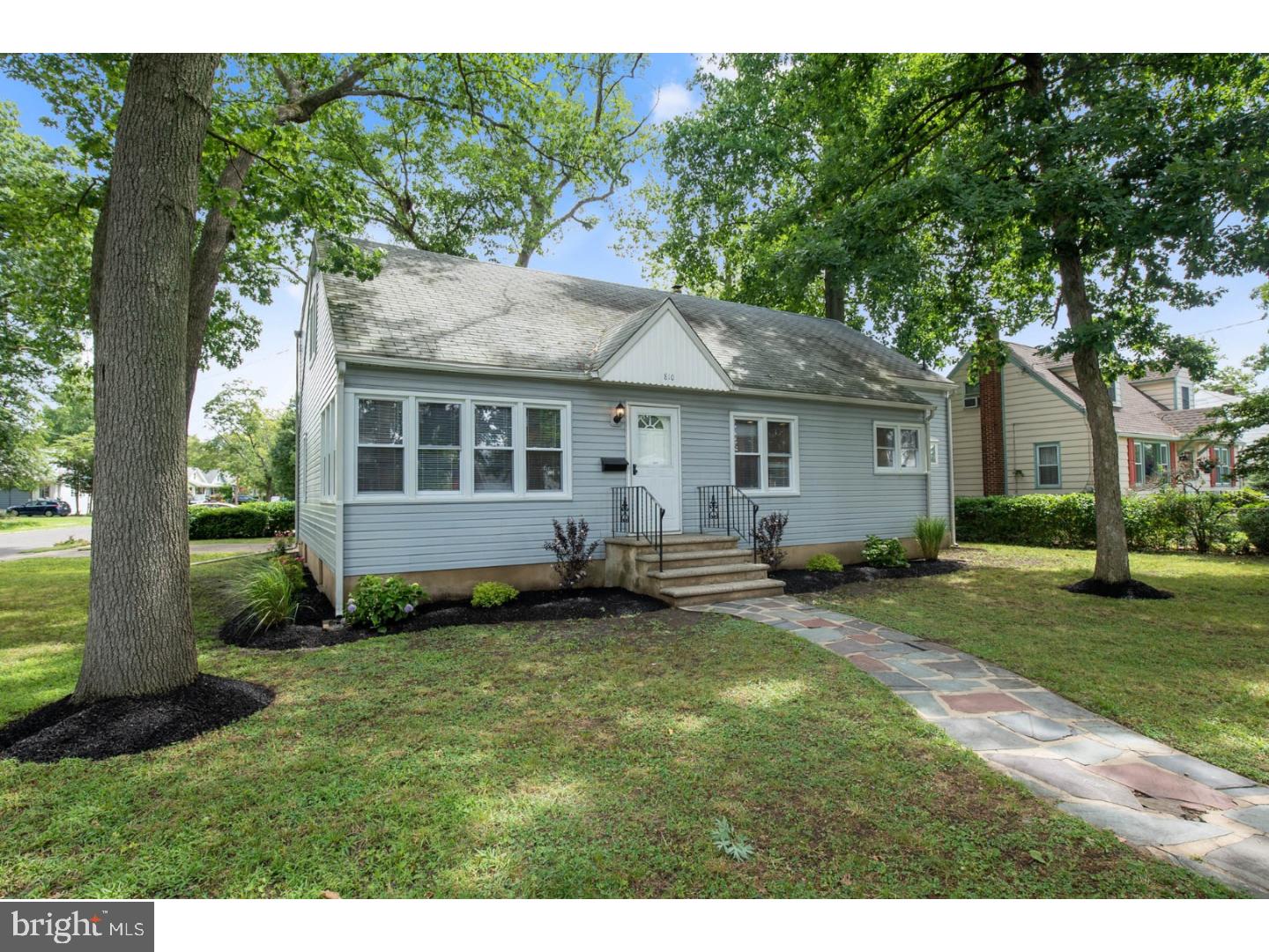 810 Filbert Street Palmyra, NJ 08065 - Photo 1 of 22 Gallery Image 1