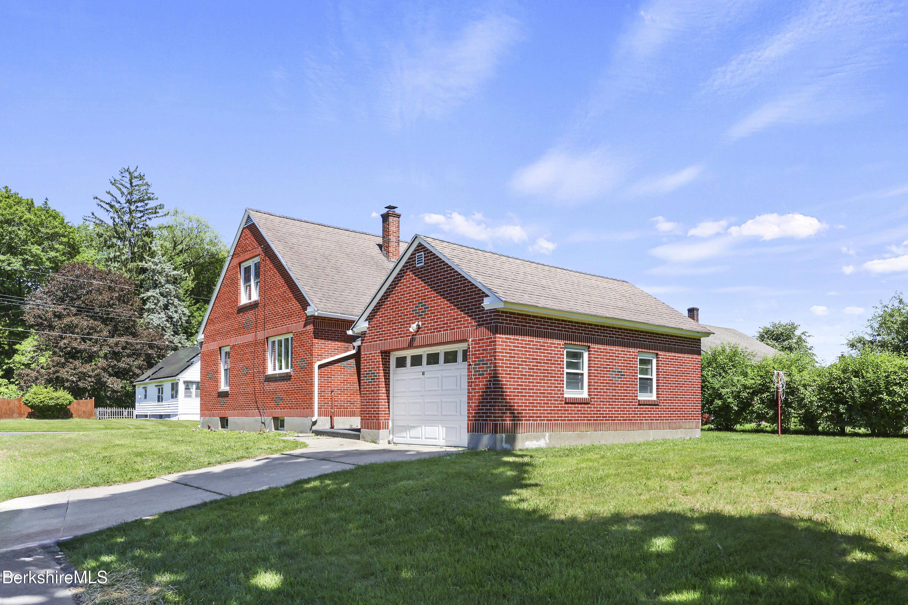 43 State Street Pittsfield, MA 01201 - Photo 5 of 42 Exterior Back