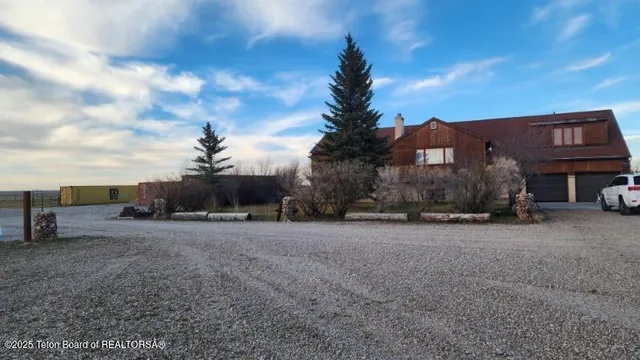 $584,900 | 110 1st North Road, Big Piney, WY 83113