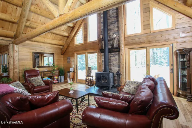 $7,500 | 320 Lakeshore Drive, Sandisfield, MA 01255