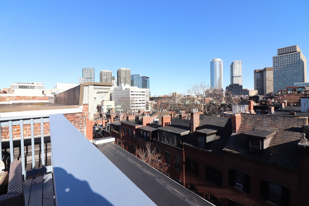 39 Irving Street, Unit 4 Boston, MA 02114 - Photo 9 of 10