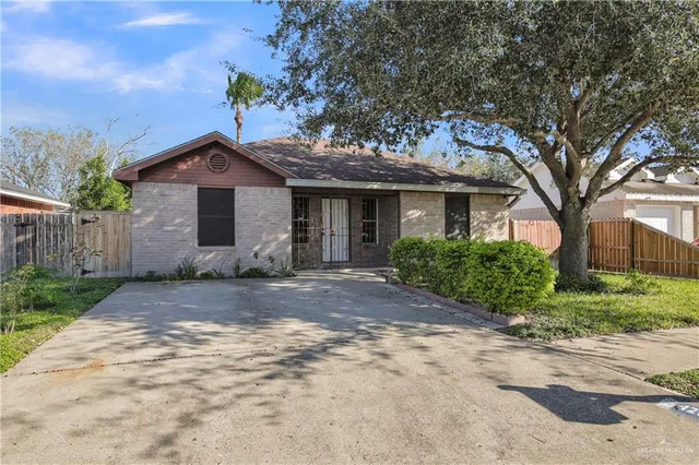 $1,300 | 4200 Linda Vista Street, Pharr, TX 78577