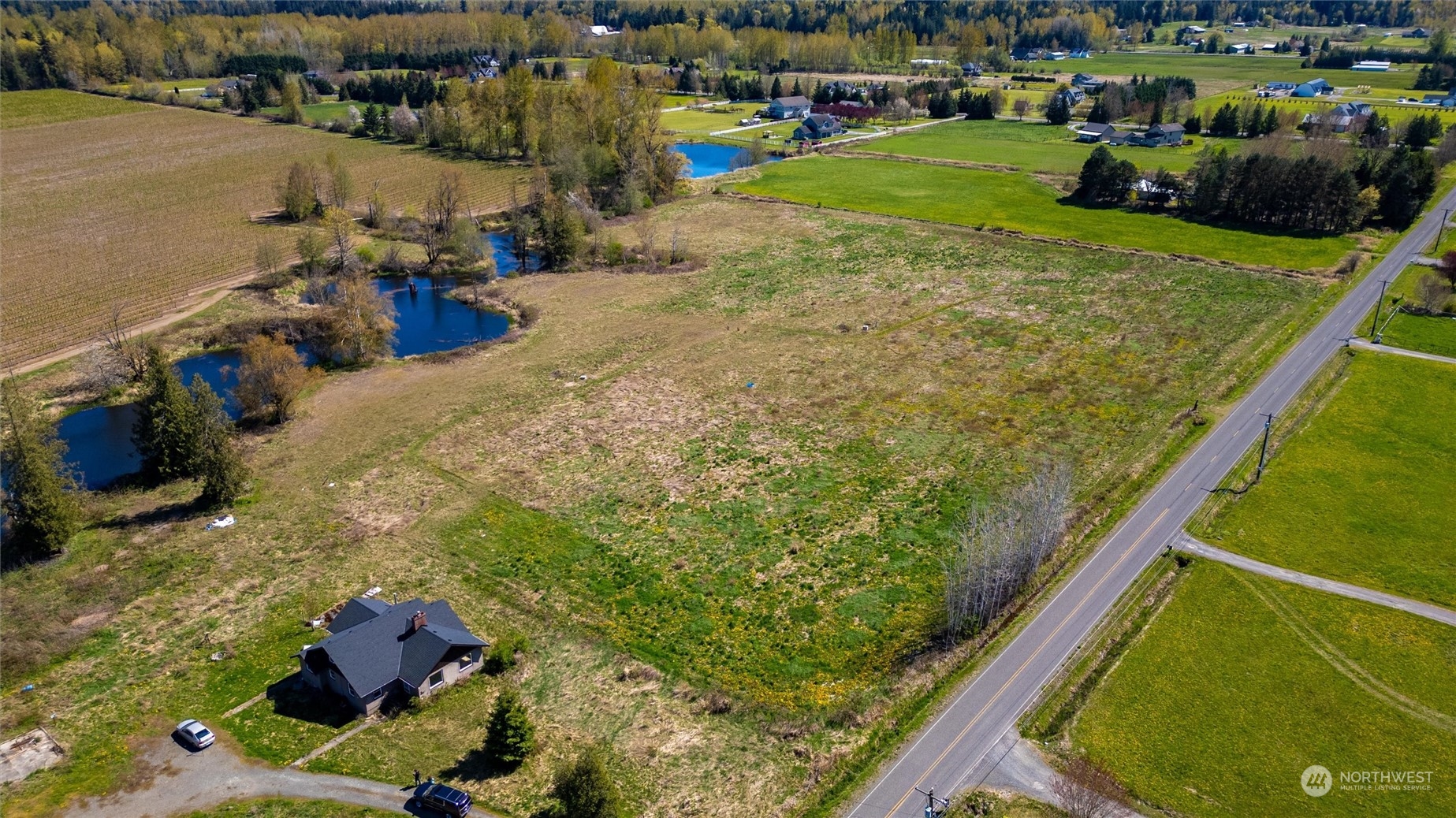 5544 Sand Road Bellingham, WA 98226 - Photo 3 of 10