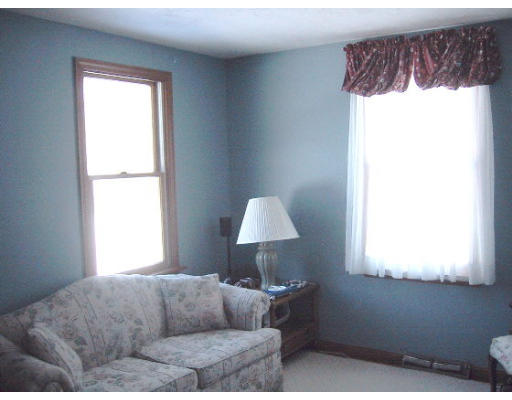 54 Fosdick Road Carver, MA 02330 - Photo 8 of 13 Gallery Image 8