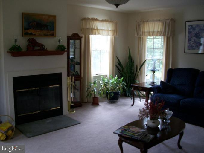 341 C Jones Road Owings, MD 20736 - Photo 12 of 21 Family Room