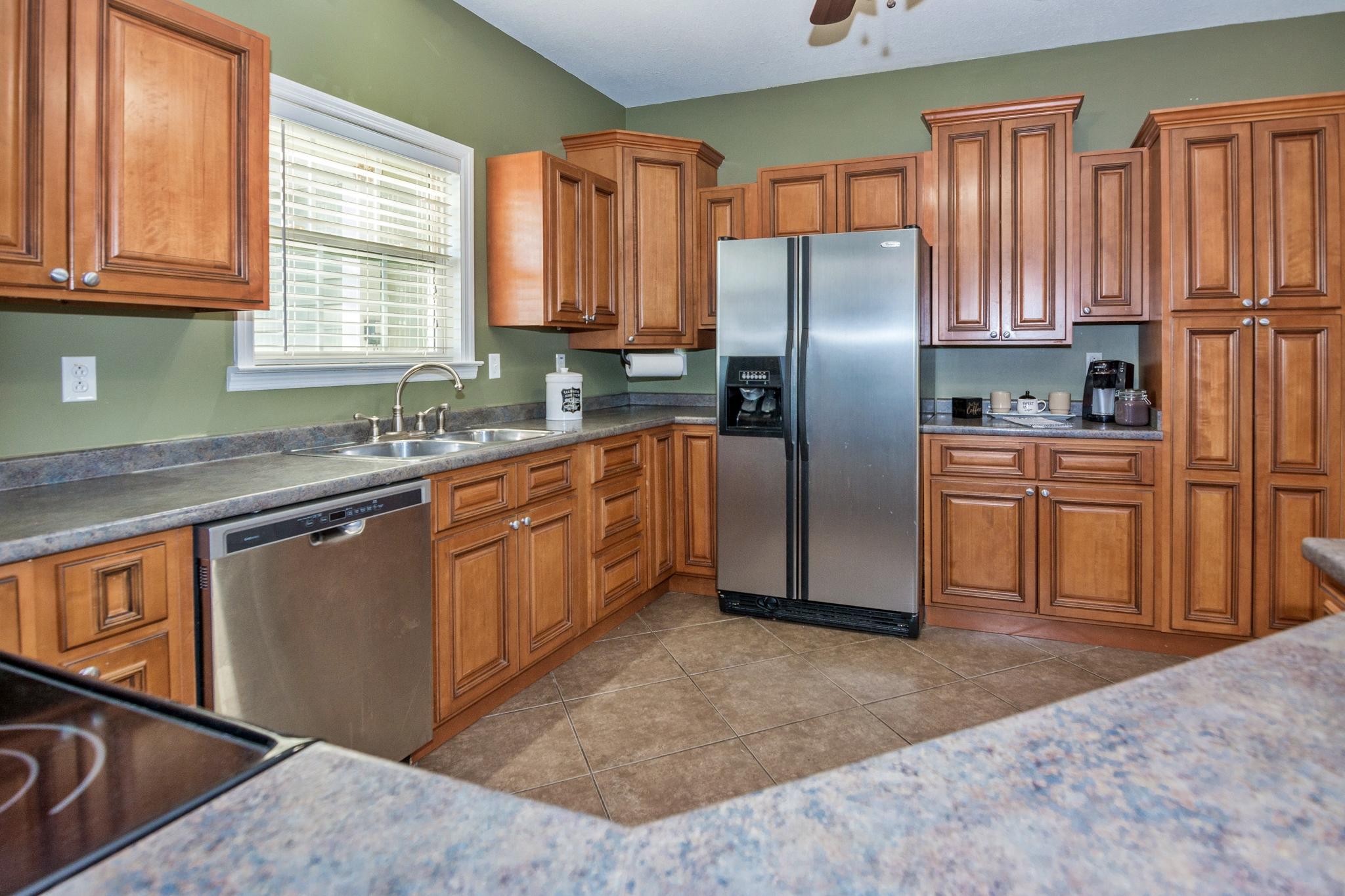 8 Riverside Drive Dunlap, TN 37327 - Photo 14 of 42 Kitchen