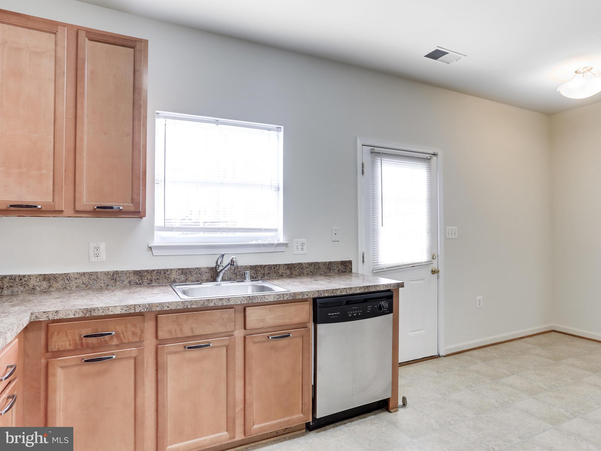 1523 Tubman Road Southeast Washington, DC 20020 - Photo 8 of 22 Breakfast Nook