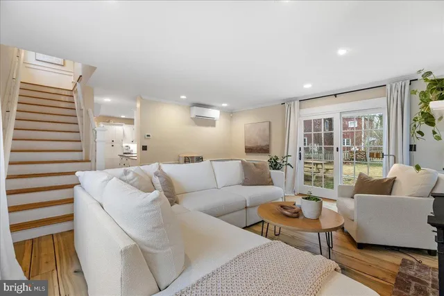 $690,000 | 4273 Quakerbridge Road, Princeton, NJ 08540