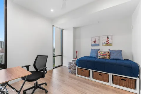 $619,000 | 208 West Portland Street, Unit 662, Phoenix, AZ 85003