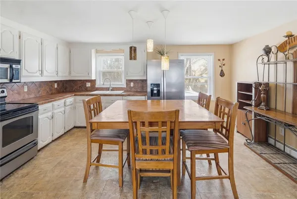 $369,900 | 165 Lockwood Street, West Warwick, RI 02893