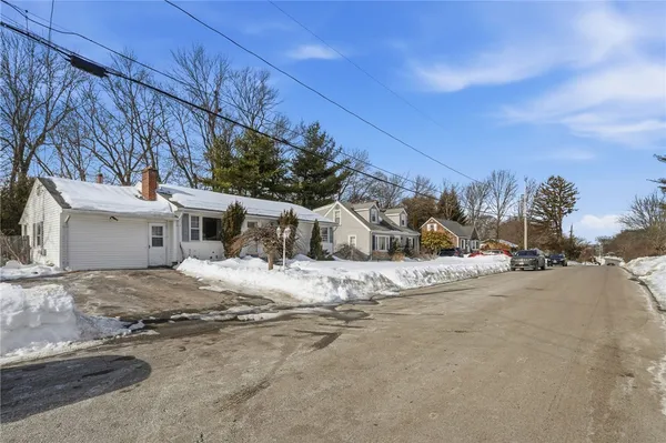 $369,900 | 165 Lockwood Street, West Warwick, RI 02893