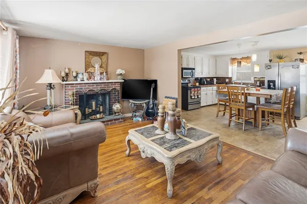 $369,900 | 165 Lockwood Street, West Warwick, RI 02893