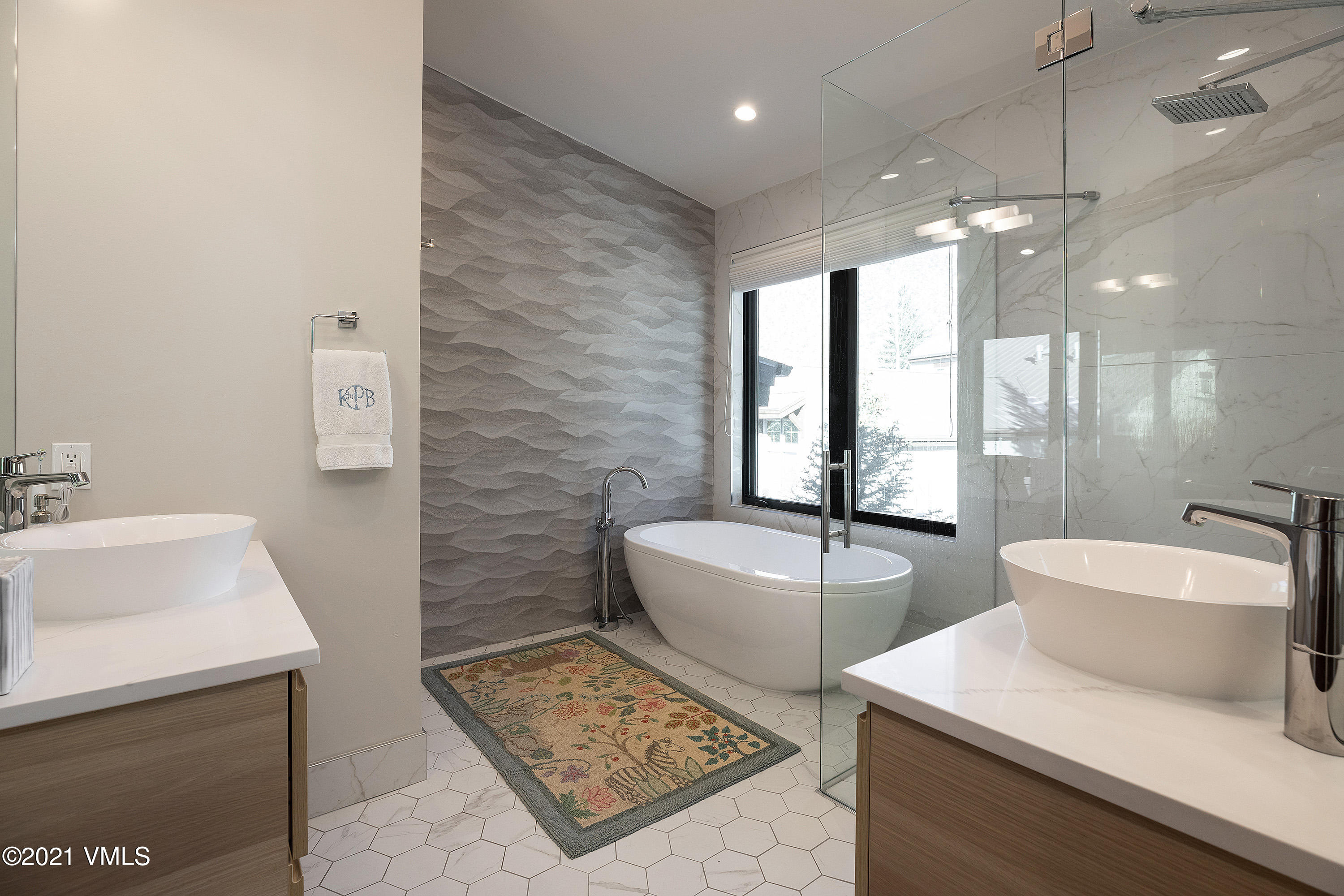 1111 June Creek Road Edwards, CO 81632 - Photo 12 of 24 1111_june_creek_interior_master_bath