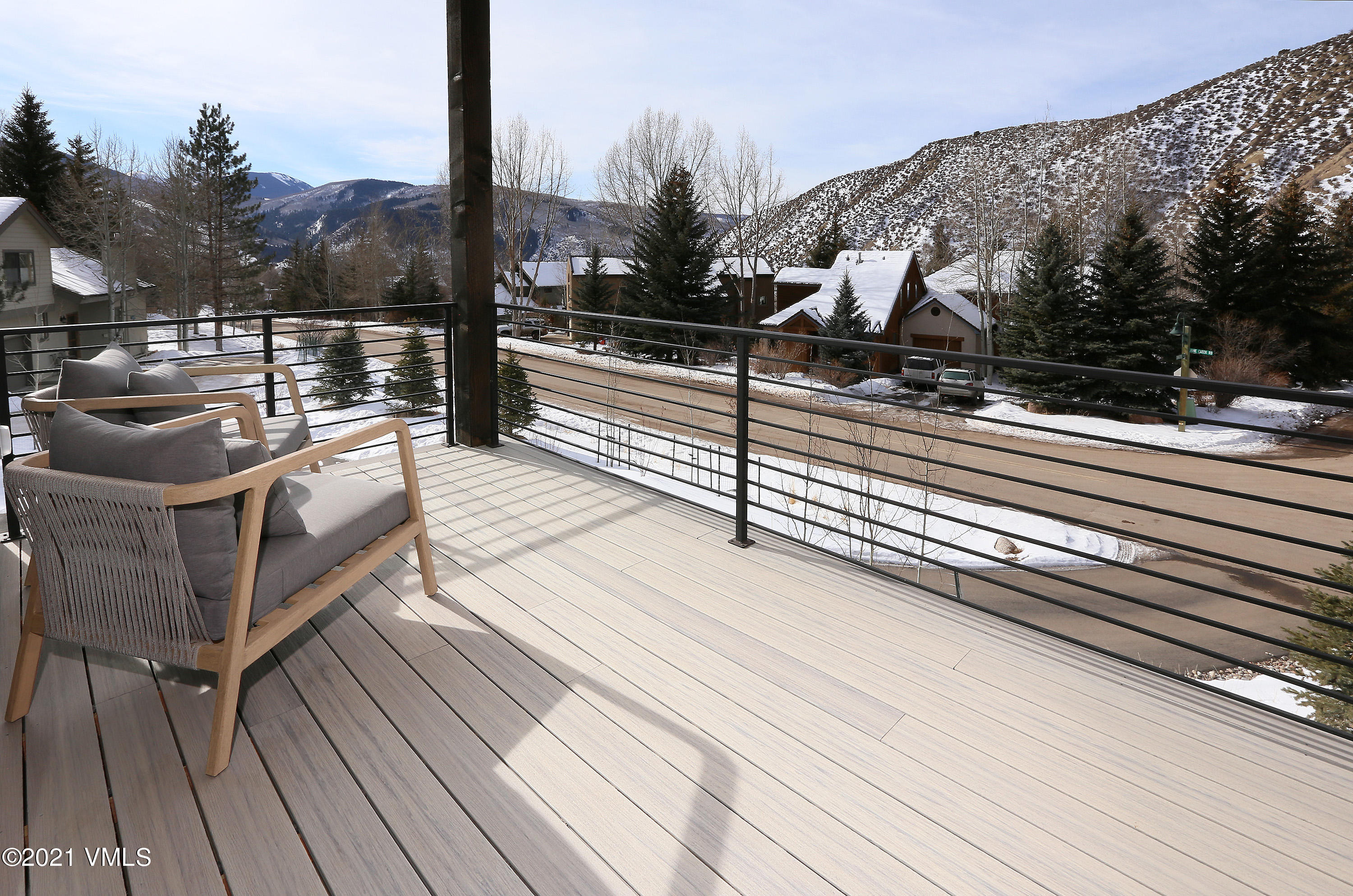 1111 June Creek Road Edwards, CO 81632 - Photo 23 of 24 1111_june_creek_deck