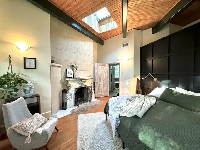 $2,074,000 | 1420 Curve Street, Carlisle, MA 01741