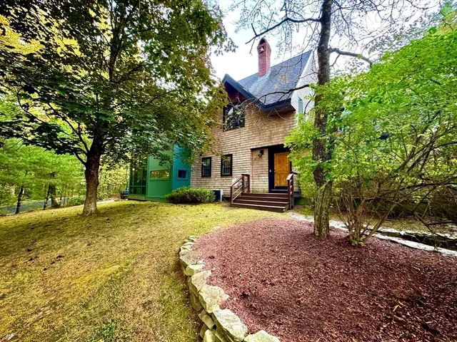 $2,074,000 | 1420 Curve Street, Carlisle, MA 01741