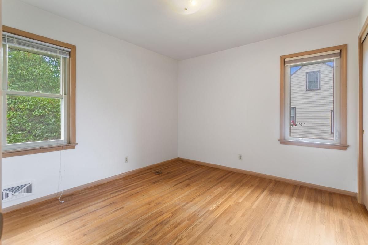 1292 County B Road West Roseville, MN 55113 - Photo 13 of 25
