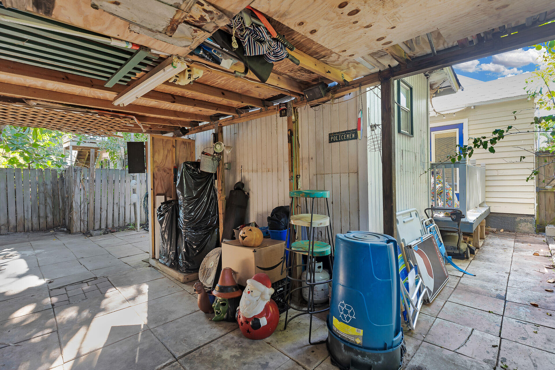 729 Windsor Lane Key West, FL 33040 - Photo 31 of 35 729 Windsor Ln.