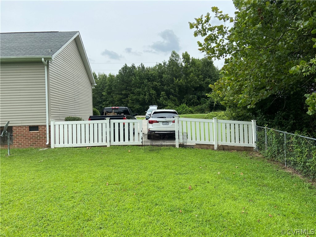 22418 Cabin Point Road Disputanta, VA 23842 - Photo 28 of 34 Gallery Image 28