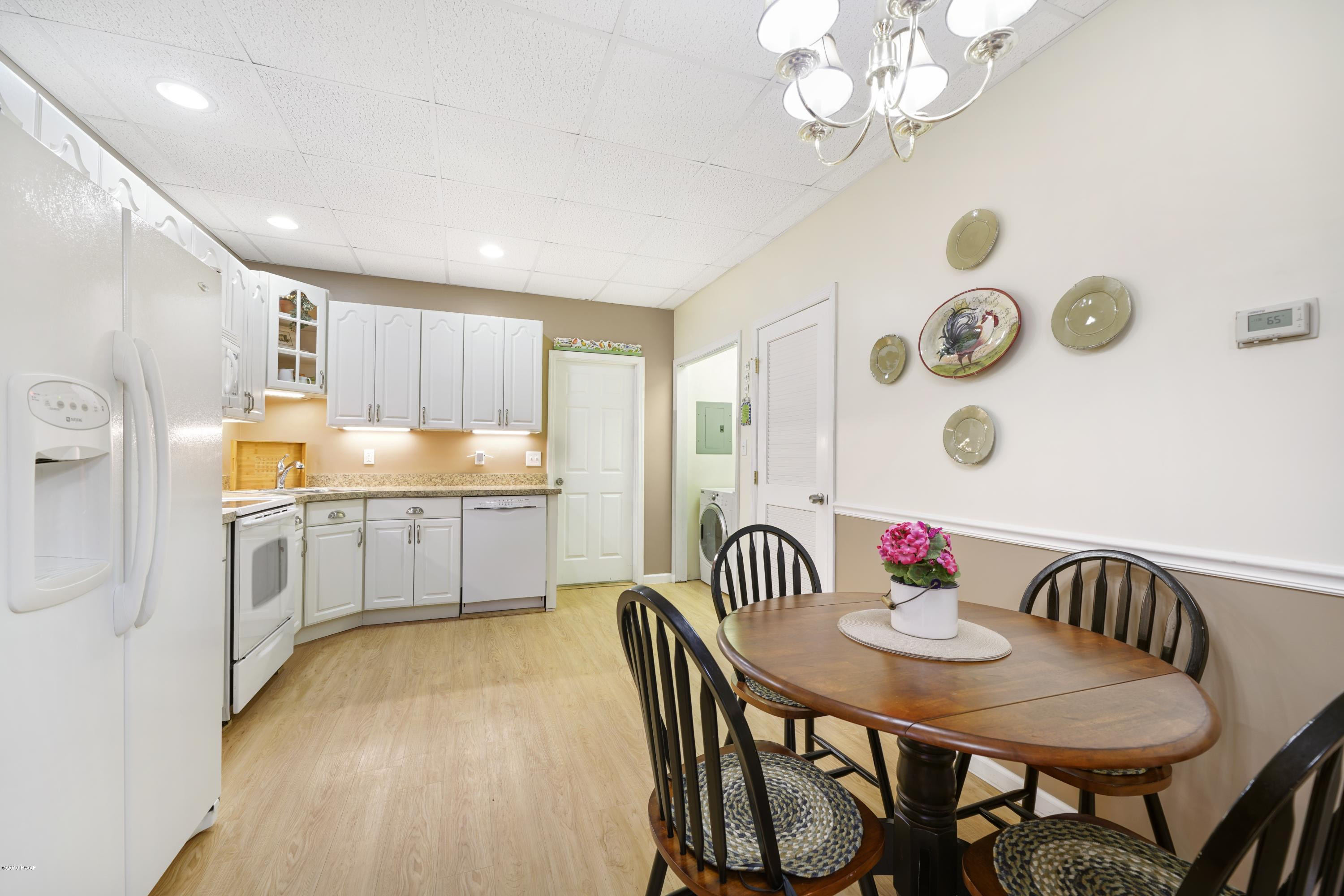195 Fox Ridge Road Greeley, PA 18425 - Photo 25 of 39