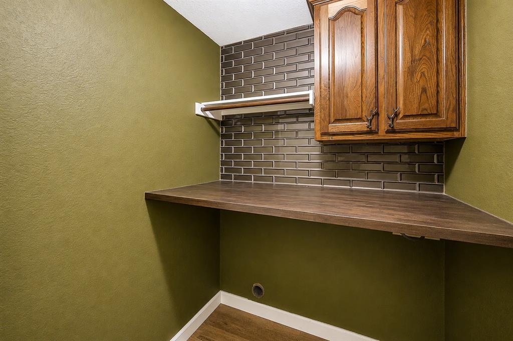 1070 Shepard Lane Lavon, TX 75166 - Photo 25 of 29 a view of utility room