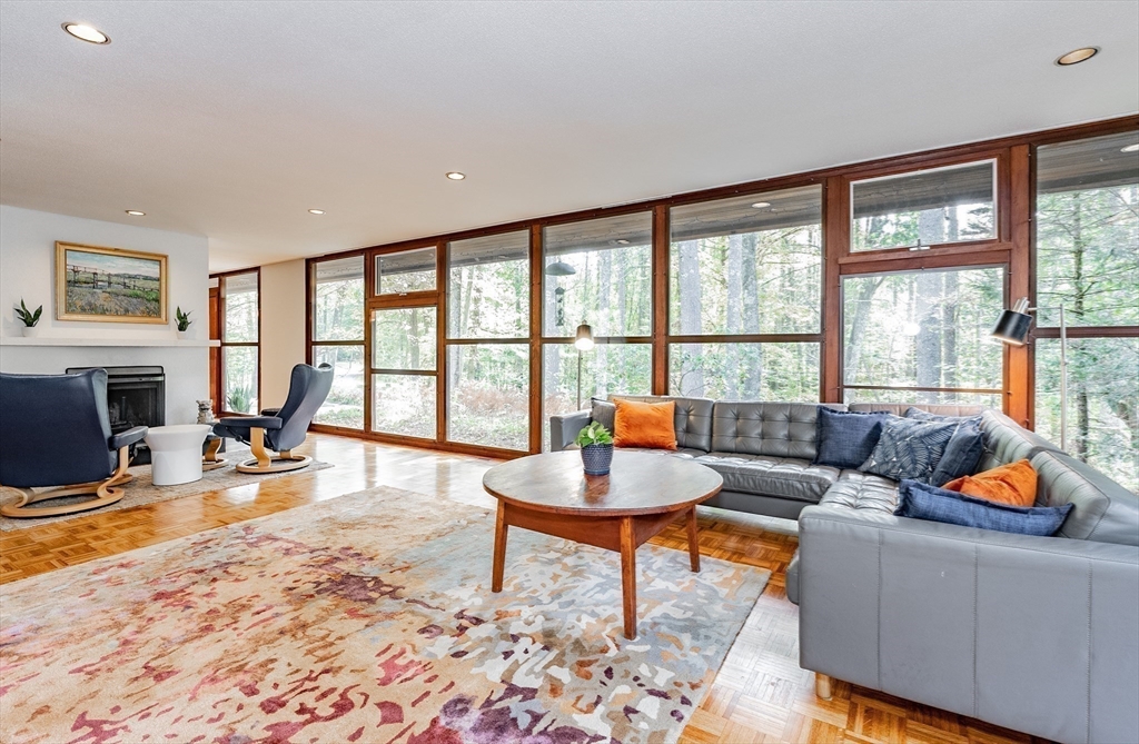 144 North Valley Road Pelham, MA 01002 - Photo 4 of 36